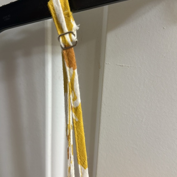 BNWT Kori Tie Back Yellow Floral Jumpsuit - Picture 4 of 6